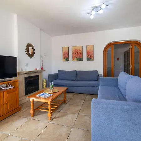 Enrique By Interhome Villa