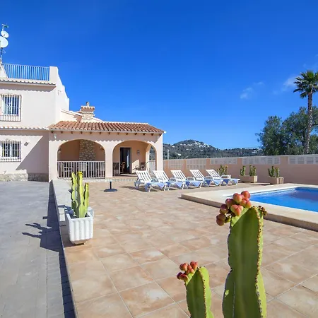 Enrique By Interhome *