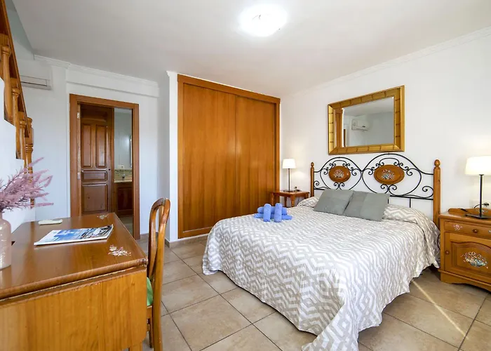 Enrique By Interhome Villa *