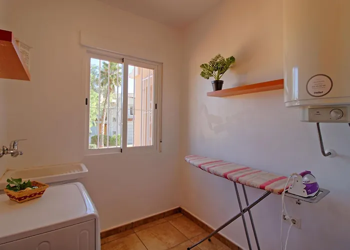 Enrique By Interhome